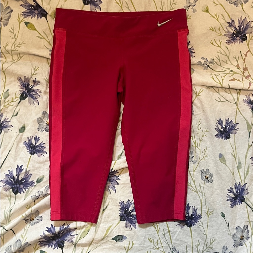 ๐ Vintage Nike Bold Pink Athletic Shorts ๐ - Picture 4 of 5